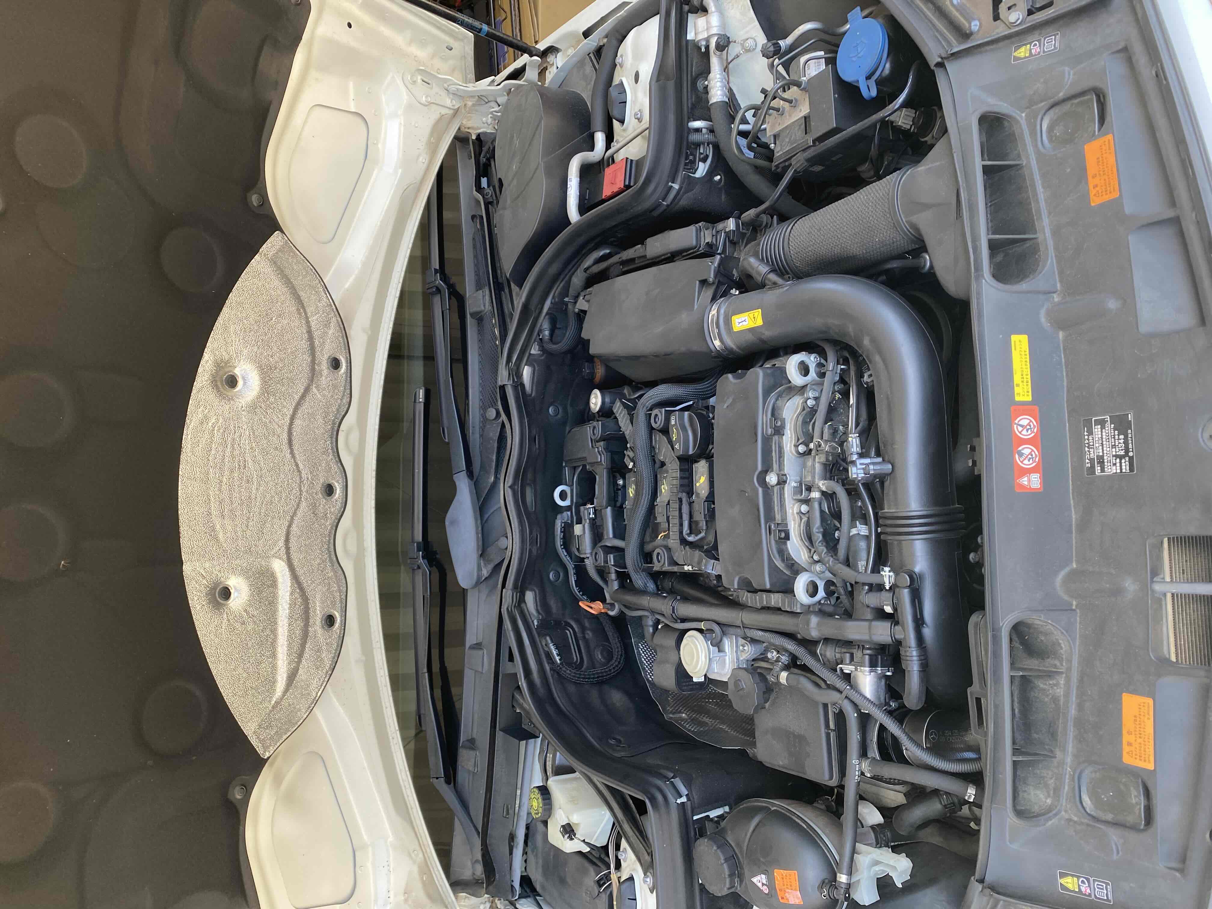 茨城のW204ベンツオイル漏れ修理はここに決めろ！プロの整備士が対応します